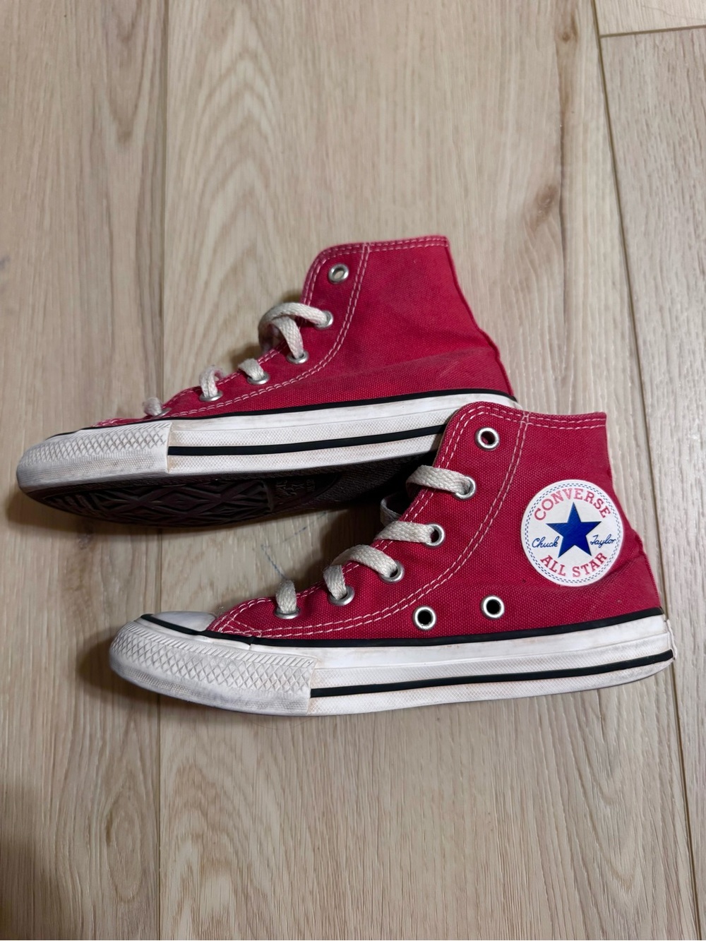 Converse Kids Sneakers, size 12